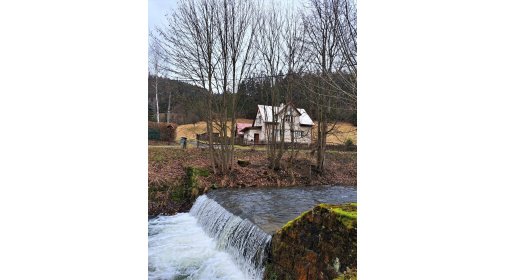 Rodinný dům Velké Karlovice, údolí Podťaté